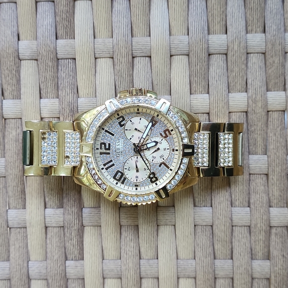 Guess Gold Watch - Picture 2 of 3